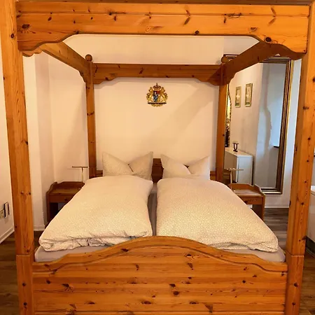 Apartment Schloss Weichs *